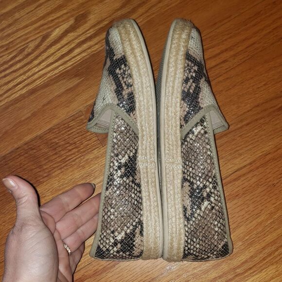 Clarks animal print Slip-On Flats - Picture 6 of 8
